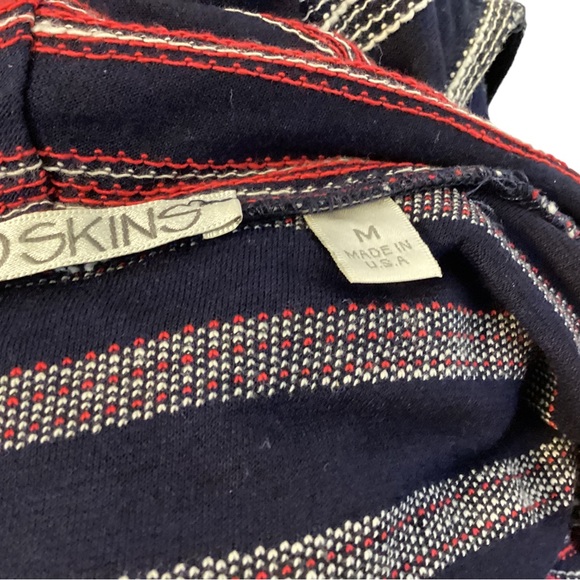 Sno Skins sleeveless top size medium - Picture 12 of 13